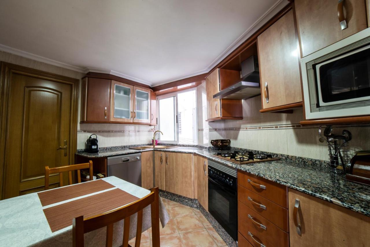 Awesome apartment center Valencia Exterior foto