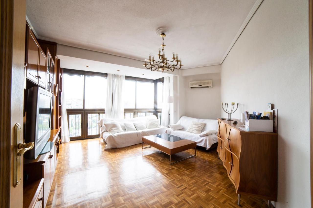 Awesome apartment center Valencia Exterior foto