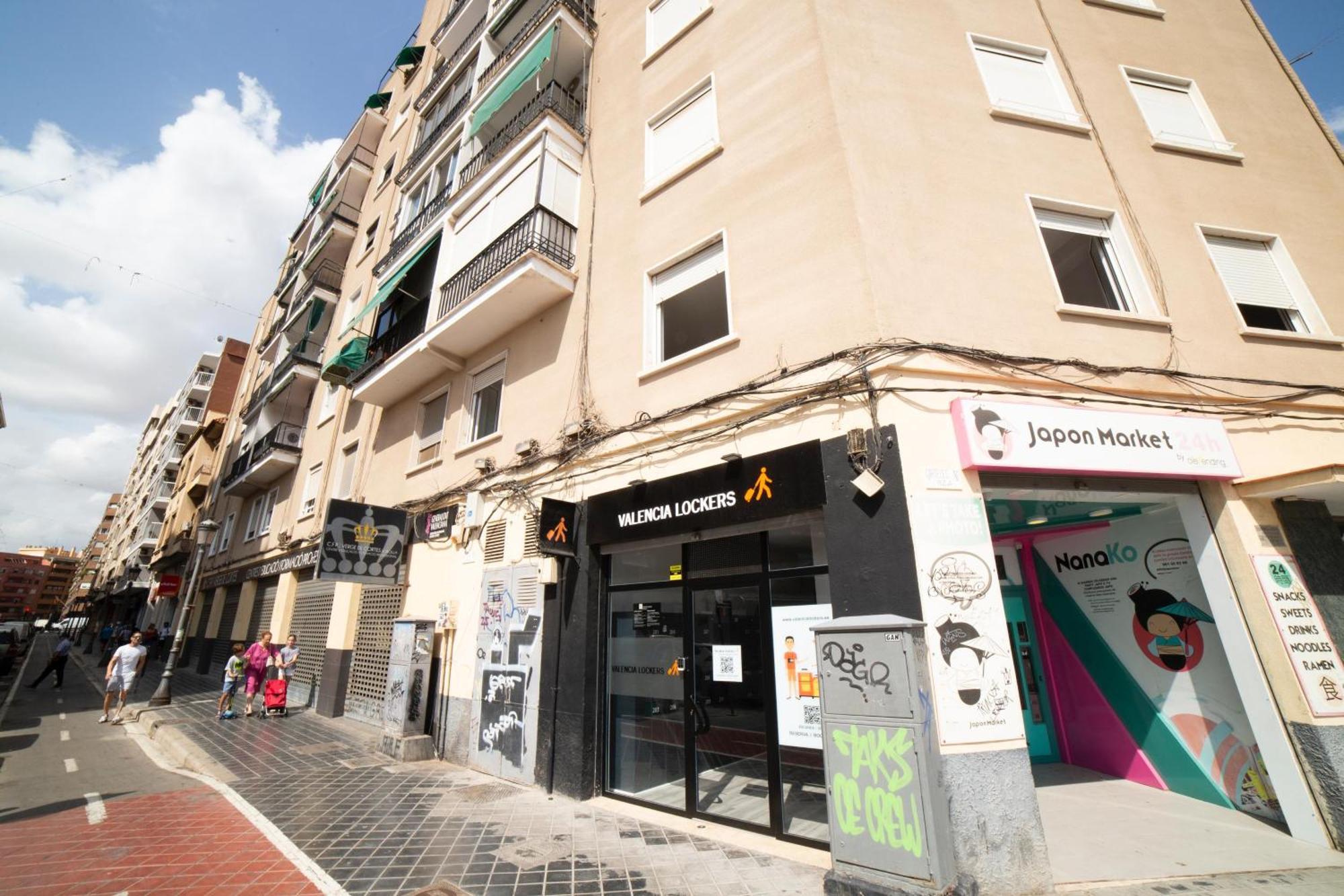 Awesome apartment center Valencia Exterior foto